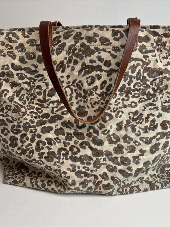 Madewell Handbags - Madewell Leopard Print Canvas Tote with Brown Leather Straps